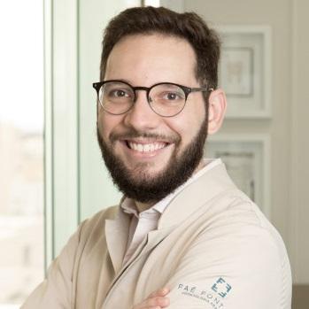 Dr. Ramiro Quintana